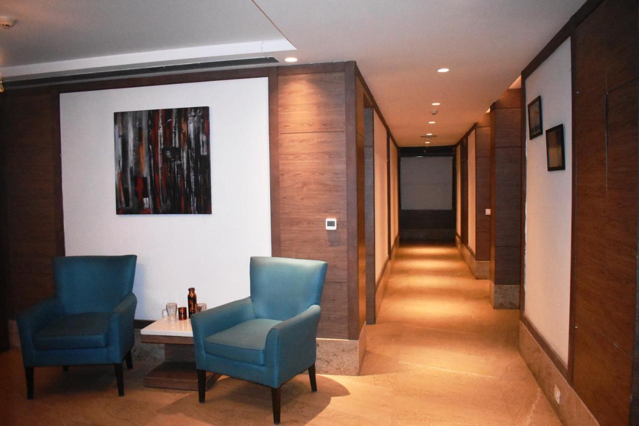 Lemonwood Suites By F9 Hotels - Trivoli Garden Chhatarpur 新德里 外观 照片