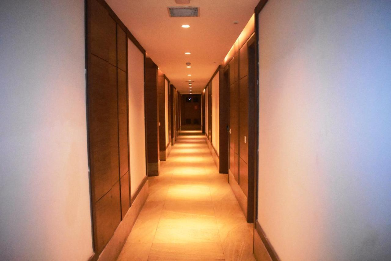 Lemonwood Suites By F9 Hotels - Trivoli Garden Chhatarpur 新德里 外观 照片