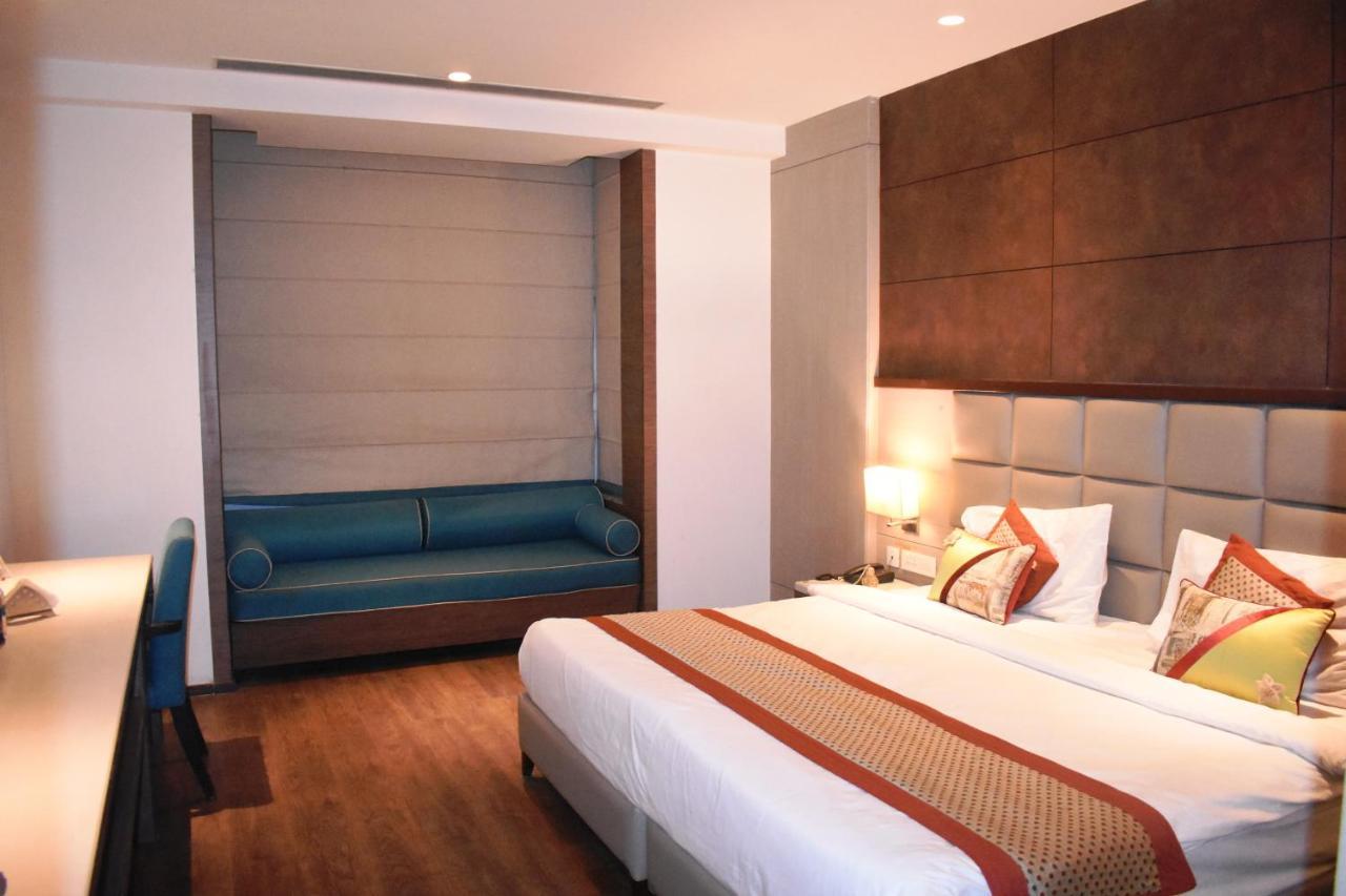 Lemonwood Suites By F9 Hotels - Trivoli Garden Chhatarpur 新德里 外观 照片
