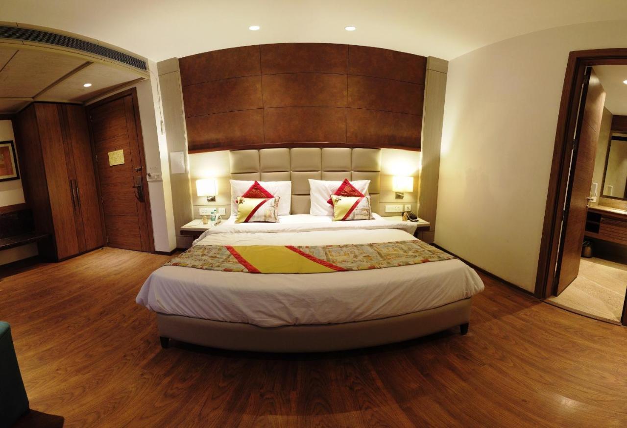 Lemonwood Suites By F9 Hotels - Trivoli Garden Chhatarpur 新德里 外观 照片