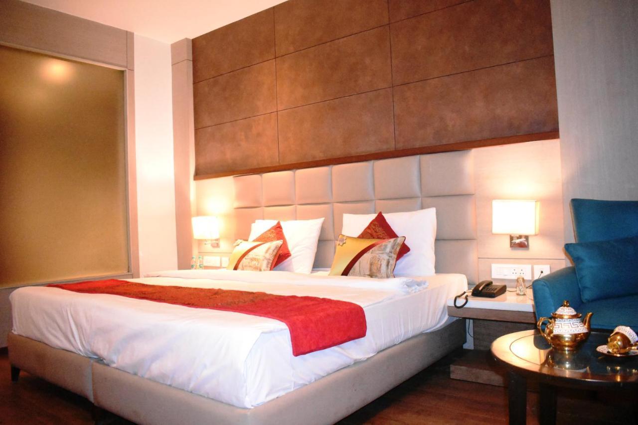 Lemonwood Suites By F9 Hotels - Trivoli Garden Chhatarpur 新德里 外观 照片