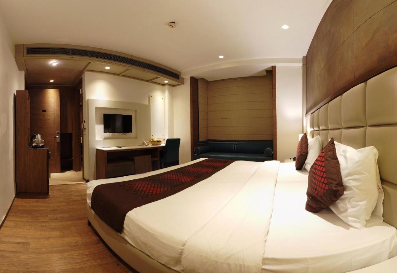 Lemonwood Suites By F9 Hotels - Trivoli Garden Chhatarpur 新德里 外观 照片