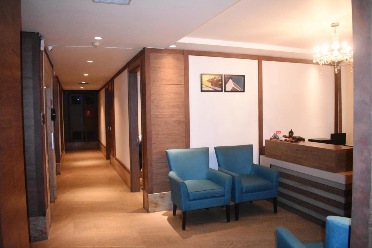Lemonwood Suites By F9 Hotels - Trivoli Garden Chhatarpur 新德里 外观 照片