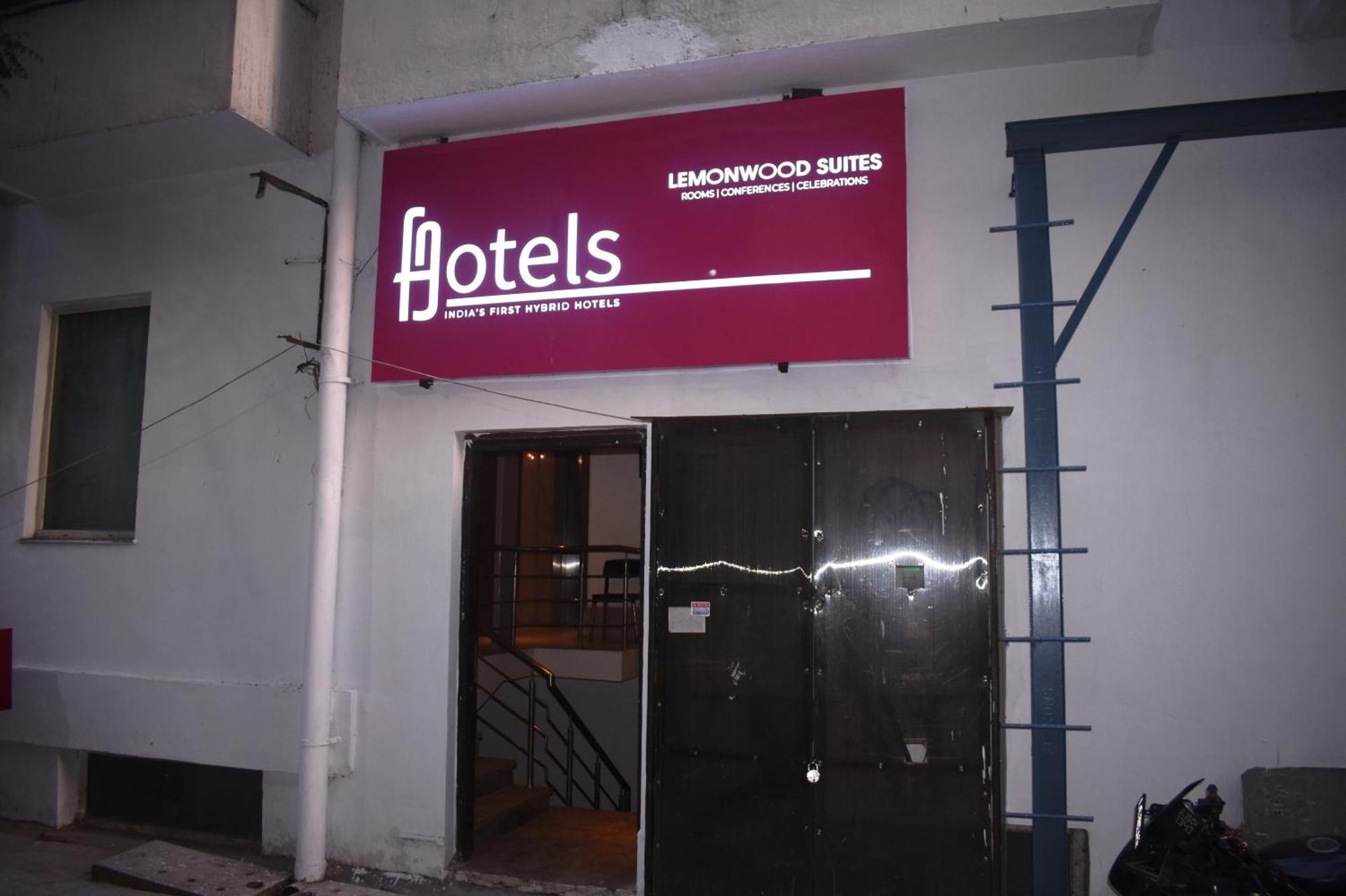 Lemonwood Suites By F9 Hotels - Trivoli Garden Chhatarpur 新德里 外观 照片