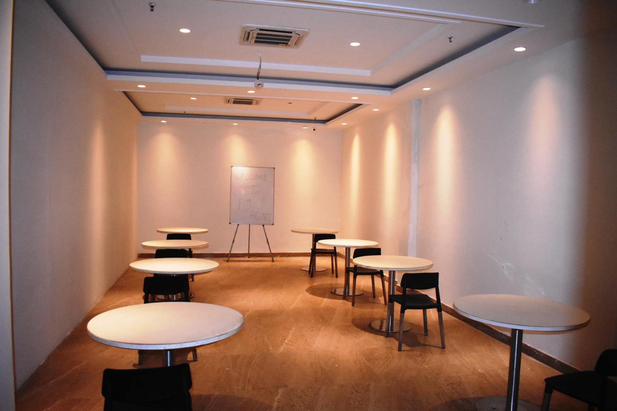 Lemonwood Suites By F9 Hotels - Trivoli Garden Chhatarpur 新德里 外观 照片